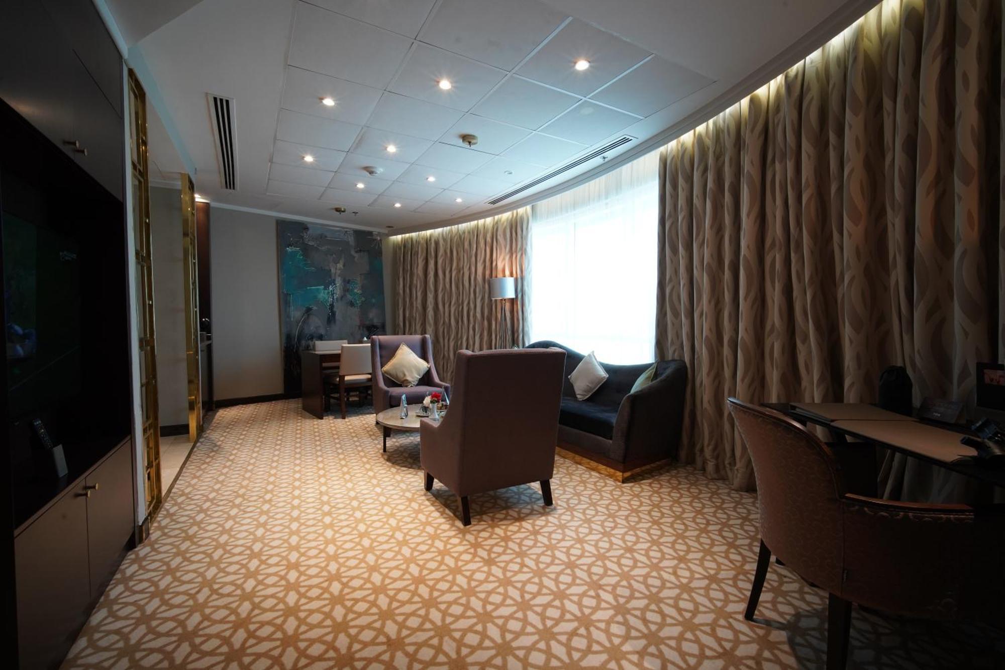 Time Rako Hotel Al Wakrah Buitenkant foto